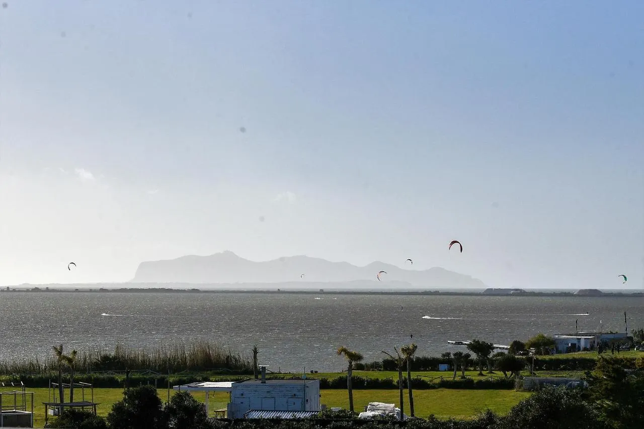 Casa B, Room 1 - Palm Kite Paradise, At Lagoon - Lo Stagnone Kite Spot Marsala 0*,  Italy